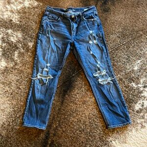 Old Navy mid rise Boyfriend Jeans